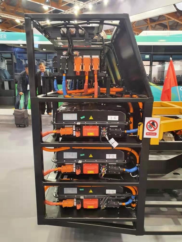 Factory Direct Zero Emission 8M Electric Bus Chassis with Battery Pack Front Position Made of Steel